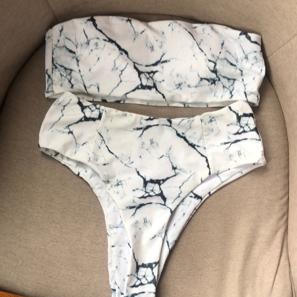 Marble Pattern Bandeau With High Waist Bikini